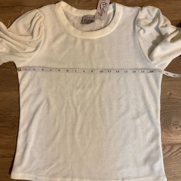 Como Vintage cream puff sleeve, crew neck sweater, M, NWT! - Picture 4 of 6